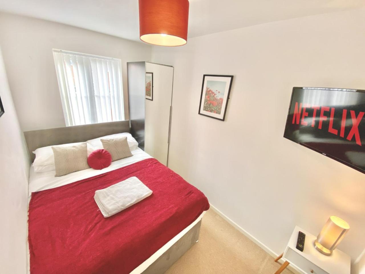 Walsall Group Accommodation Екстериор снимка